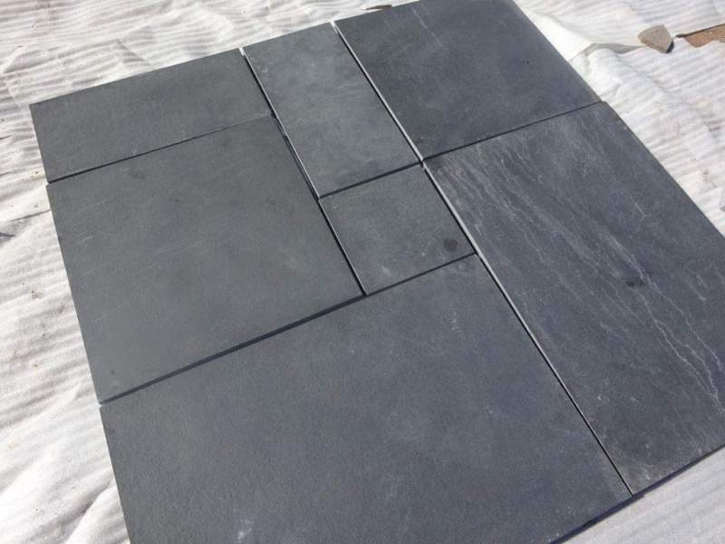BLACK LIMESTONE PAVING SLABS