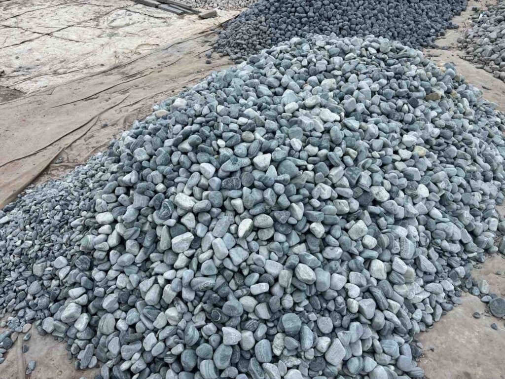 PEBBLE STONE