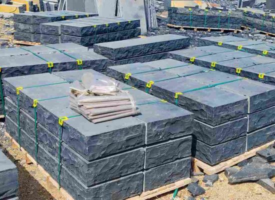 BLACK - STEPPING STONES - 6" (150MM)