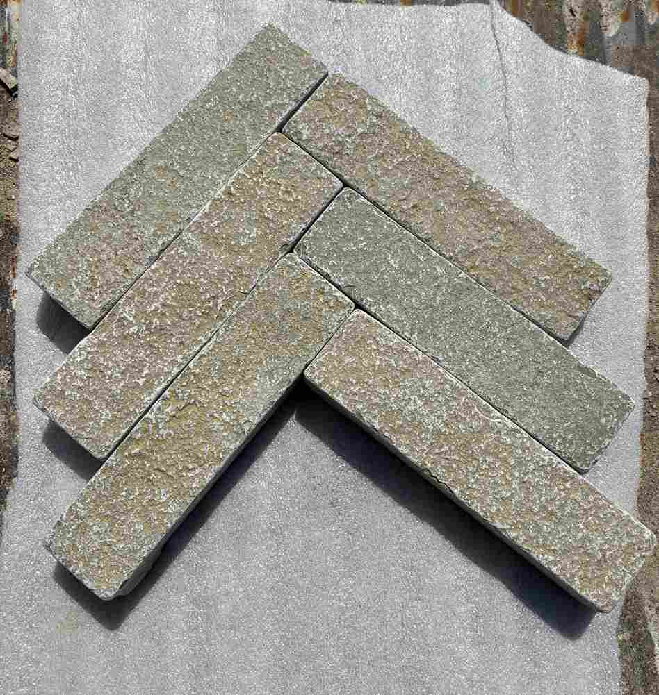 YELLOW COBBLES - 200X50X40MM