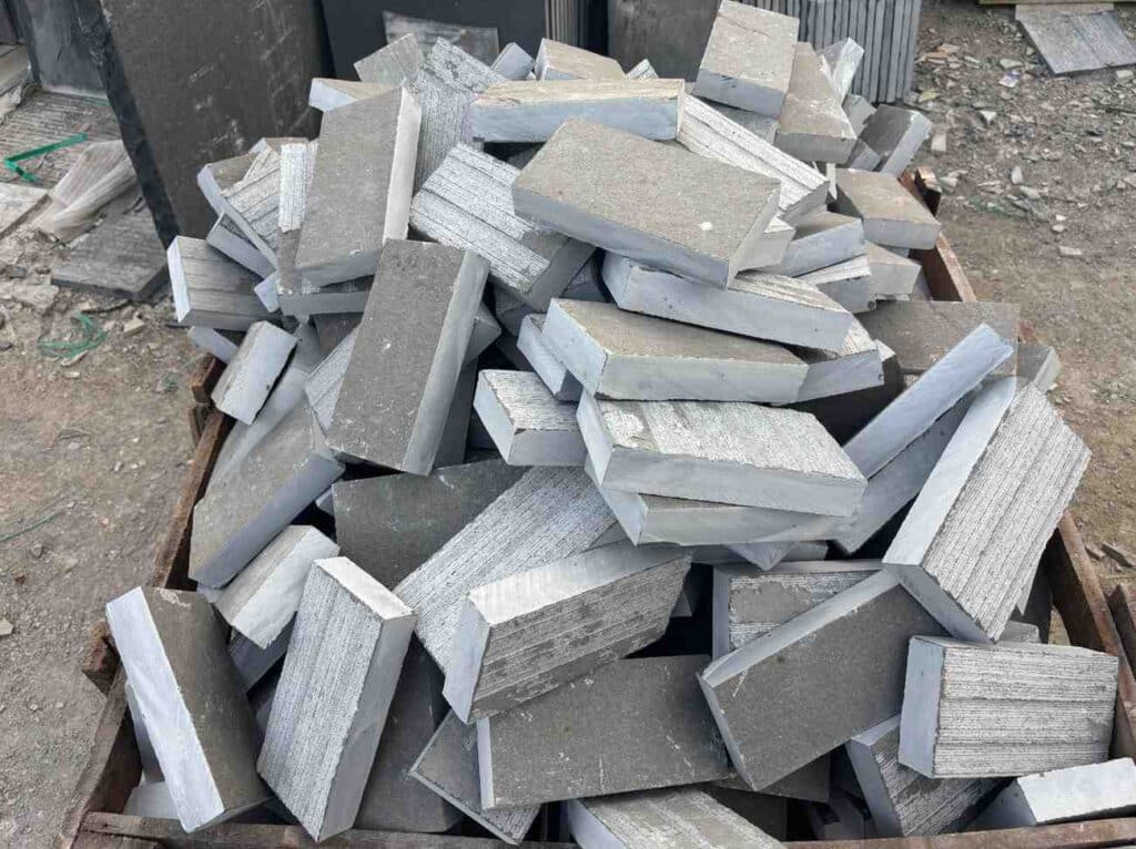 NATURAL STONE PAVING