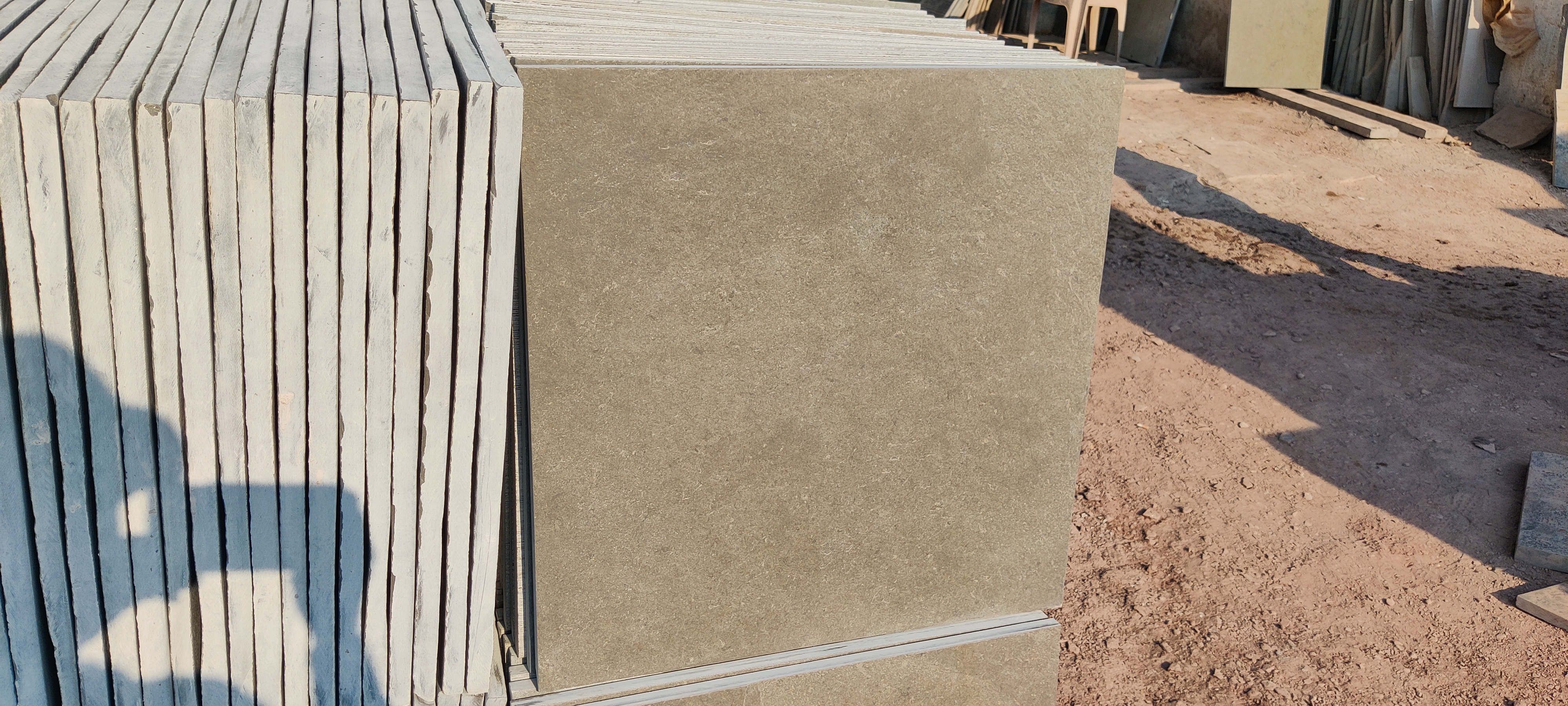 ASH GREY LIMESTONE - LEATHER FINISH