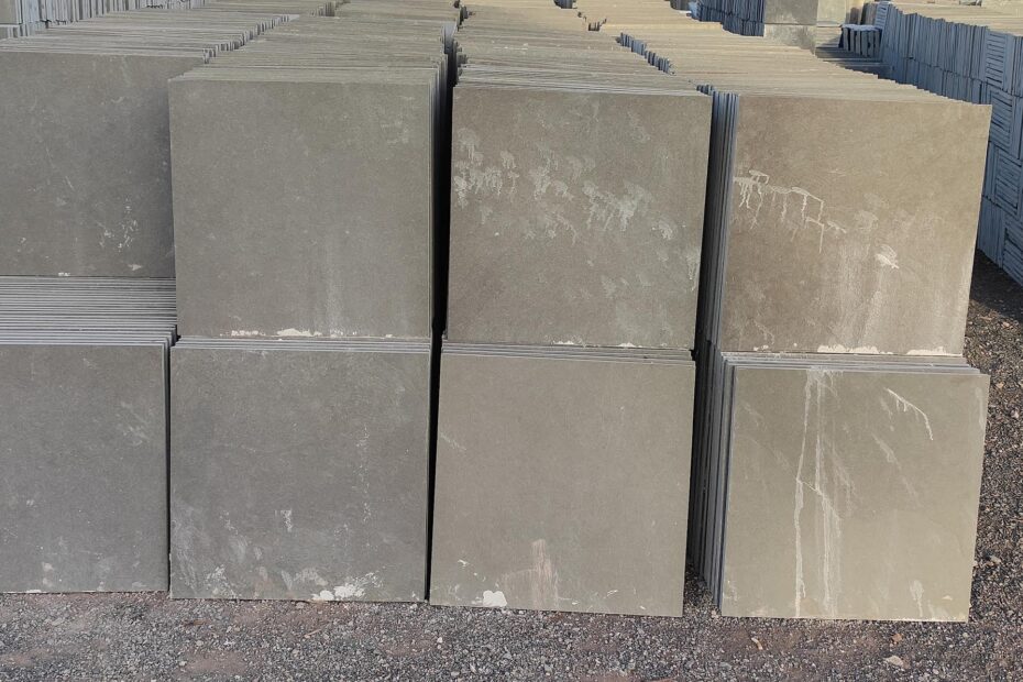 ASH GREY LIMESTONE - NATURAL