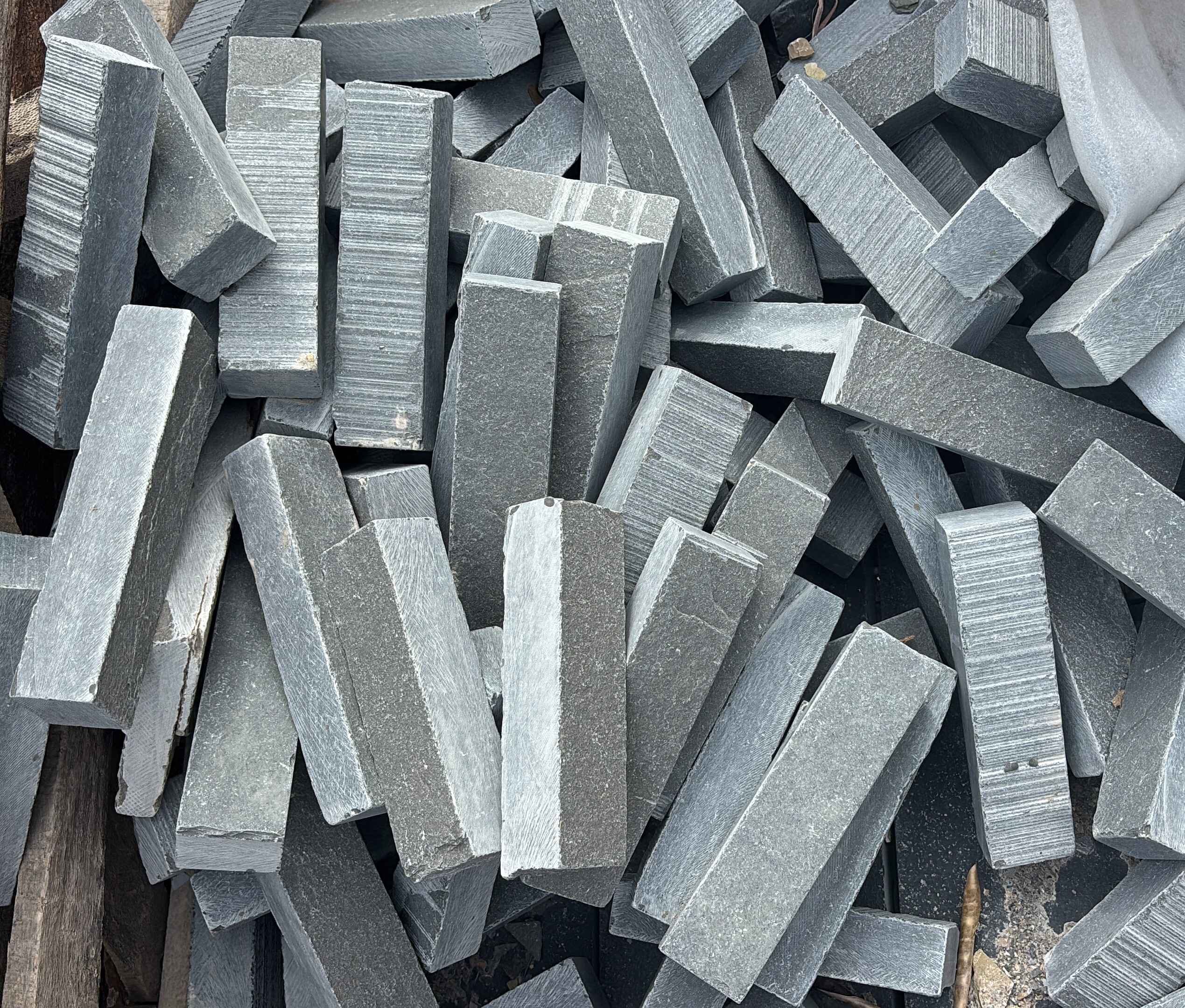 GREY 200X50X40MM