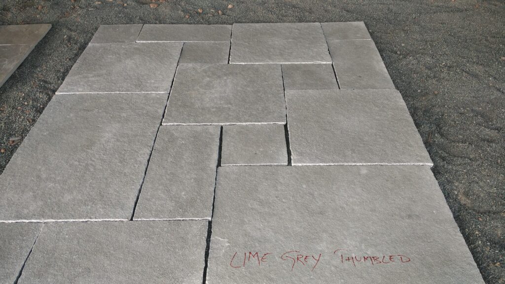GREY LIMESTONE TUMBLED